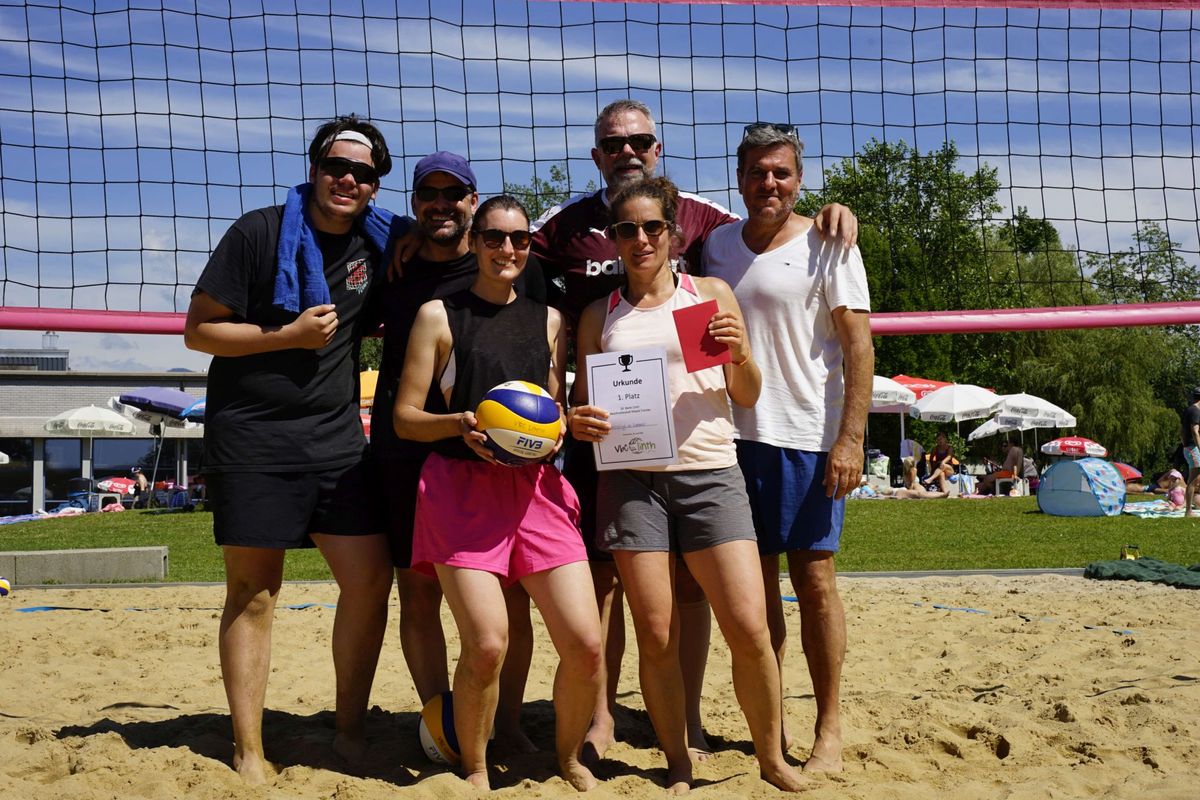 Volleyball in der Badi Schmerkä