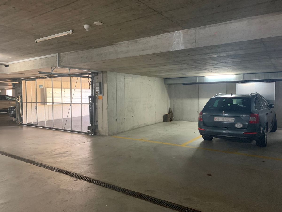 Tiefgaragenplatz per sofort zu vermieten