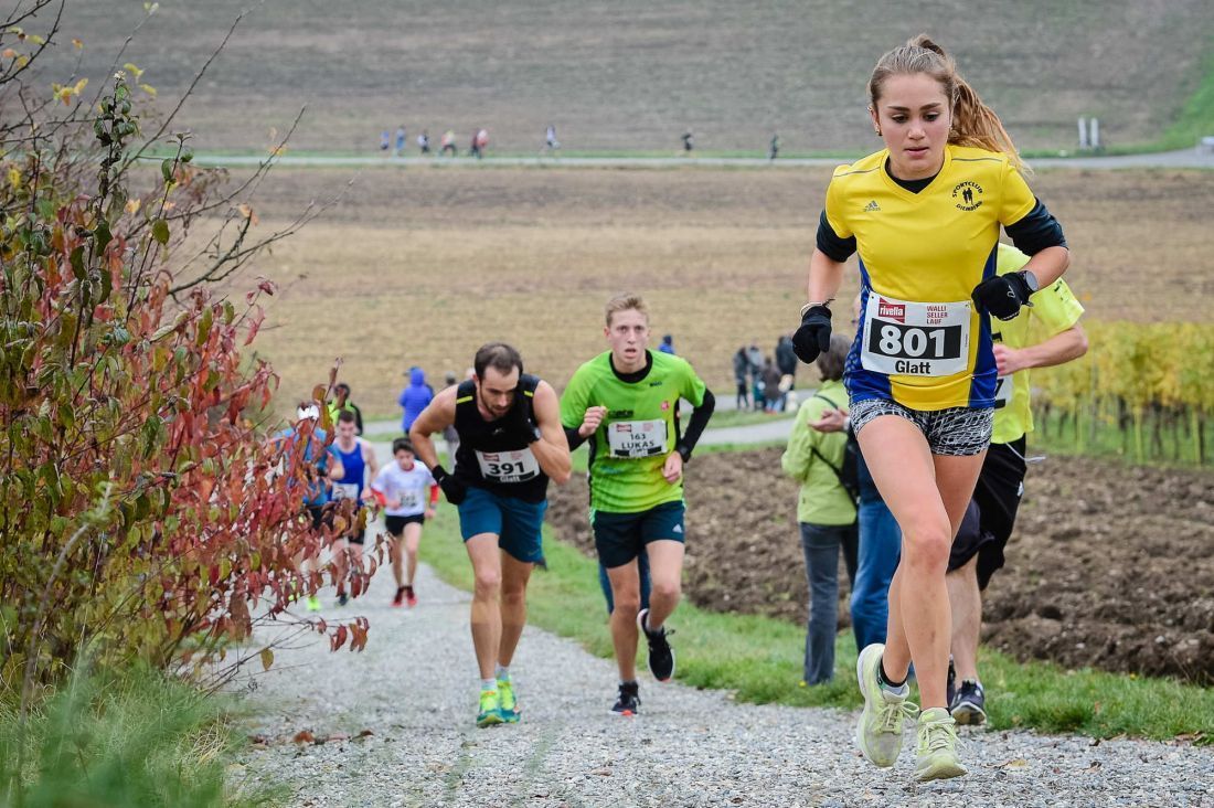 Livia Wespe läuft Juniorinnenrekord am Walliseller Lauf