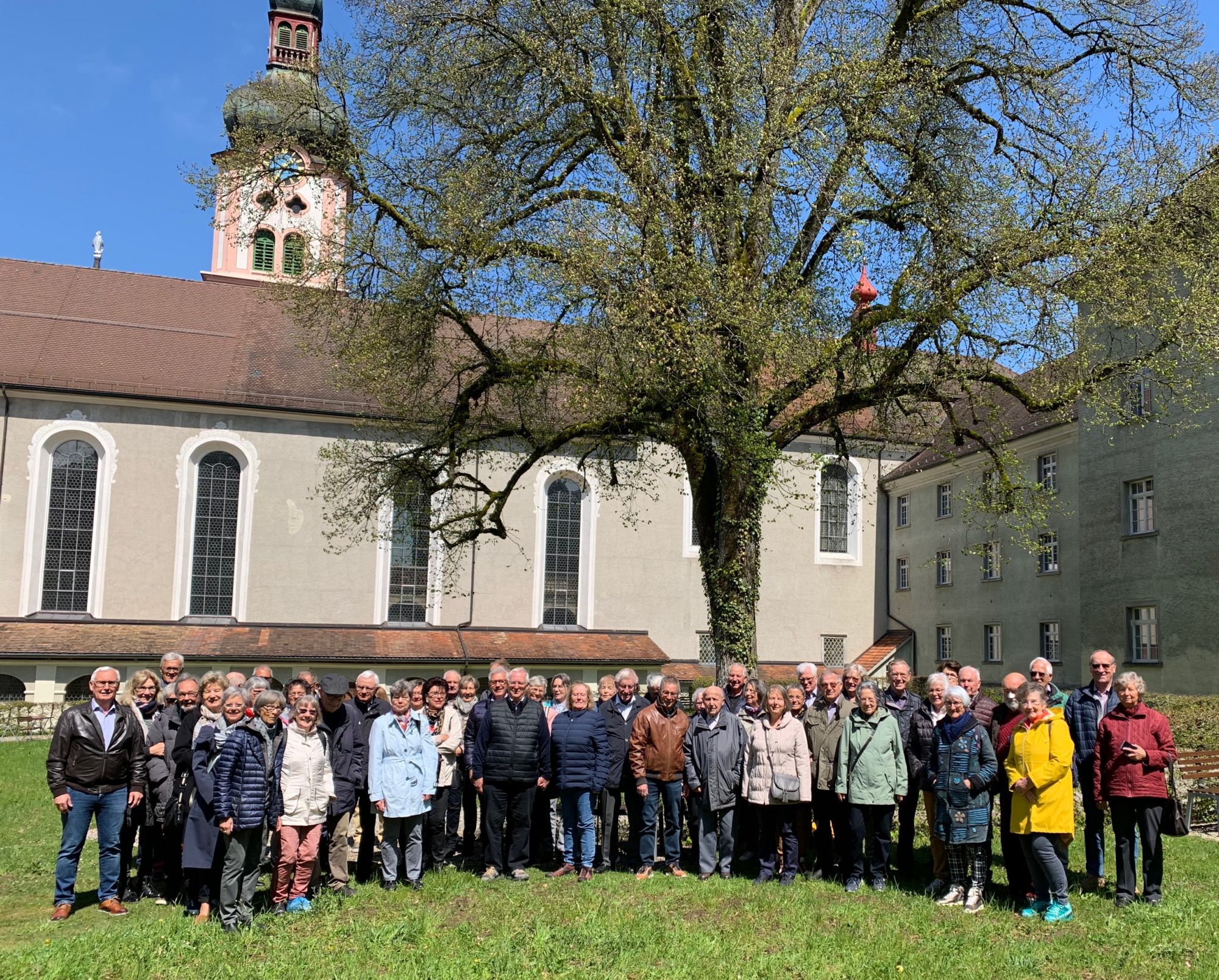 Unterwegs
im Kloster Fischingen und Wissenswertes aus dem Tannzapfenland