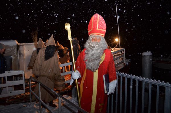 Samichlaus-Einzug in Schmerikon am 1. Dezember