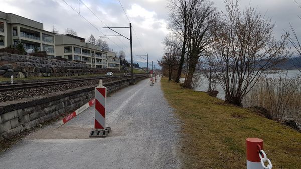 Die Gemeinde bessert vorausschauend schadhafte Stellen am Strandweg aus