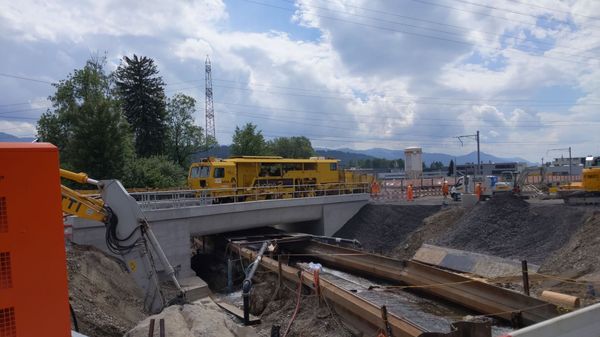 Alte Brücke war zu schwer