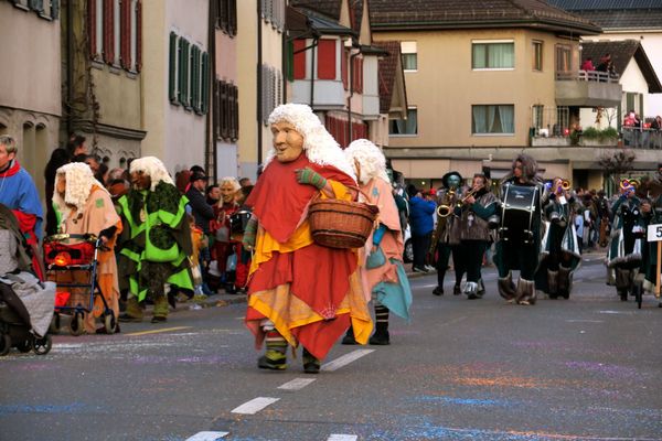 Rund 1000 Zuschauer am Dämmerungsumzug